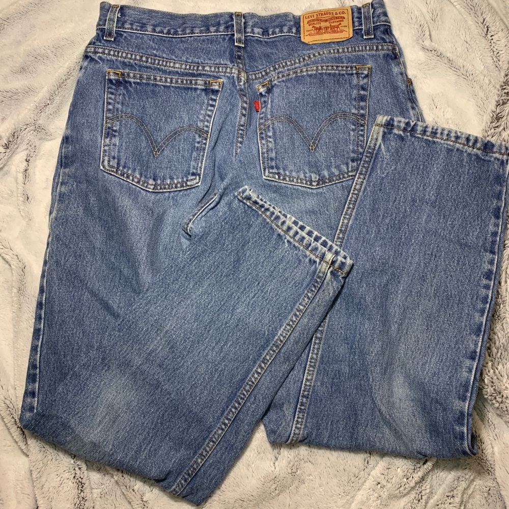 Levi’s 550 straight leg mom jeans